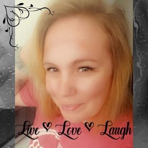 Meet your Posher, Candice